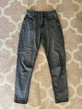 High wasted Curvy Stretch Mom Jeans